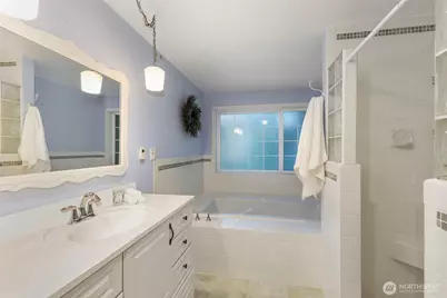 623 Foster Lane NE, Bremerton, WA 98311 - Photo 20