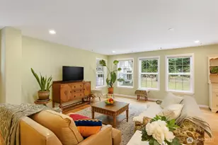 623 Foster Ln NE, Bremerton, WA 98311 - Photo 10