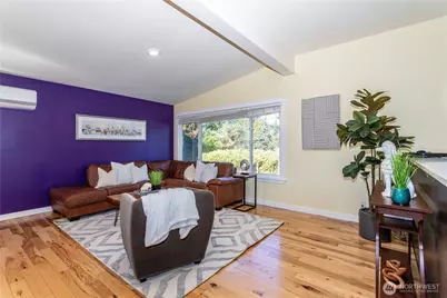 3905 NE 6th Street, Renton, WA 98056 - Photo 4