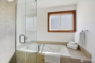 612 View Pl, Edmonds, WA 98020 - Photo 14