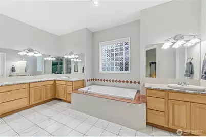 13165 Adair Creek Way NE, Redmond, WA 98053 - Photo 20