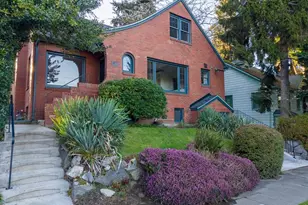 6517 Fremont Ave N, Seattle, WA 98103 - Photo 34