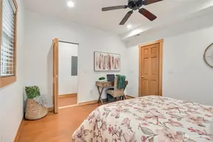 1116 6th Ave N, Seattle, WA 98109 - Photo 18