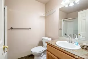 2703 5th St SW, Puyallup, WA 98373 - Photo 20