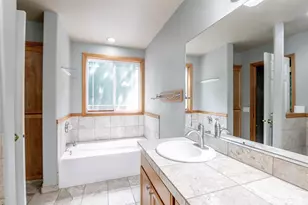 2703 5th St SW, Puyallup, WA 98373 - Photo 18