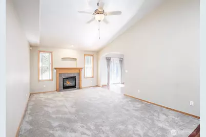 2703 5th Street SW, Puyallup, WA 98373 - Photo 6
