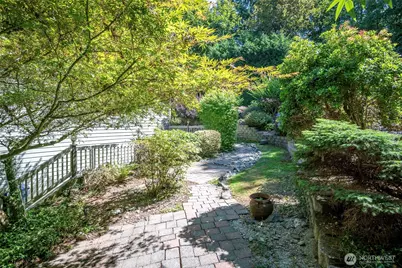 2703 5th Street SW, Puyallup, WA 98373 - Photo 30