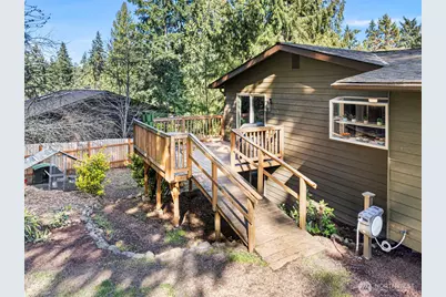 8205 Clearidge Avenue NW, Silverdale, WA 98383 - Photo 30