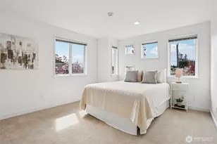 4726 Thackeray Pl NE, Seattle, WA 98105 - Photo 24