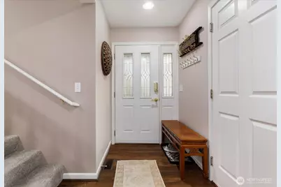 2418 James Place #402, Langley, WA 98260 - Photo 4
