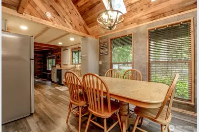 101 Mountain View Dr, Ashford, WA 98304 - Photo 10