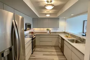 700 Crockett St, Seattle, WA 98109 - Photo 12