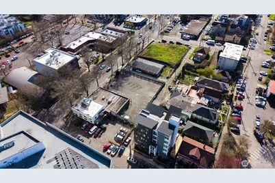 3207 Rainier Avenue S, Seattle, WA 98144 - Photo 2