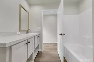 14614 Greenbelt Dr E, Bonney Lake, WA 98391 - Photo 8