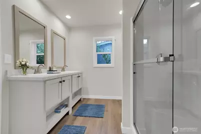 14614 Greenbelt Drive E, Bonney Lake, WA 98391 - Photo 12