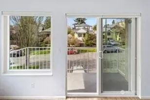 4226 Dayton Ave N, Seattle, WA 98103 - Photo 16