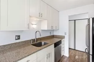 4226 Dayton Ave N, Seattle, WA 98103 - Photo 12