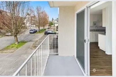 4226 Dayton Avenue N #202, Seattle, WA 98103 - Photo 26