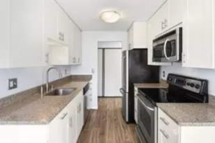 4226 Dayton Ave N, Seattle, WA 98103 - Photo 10