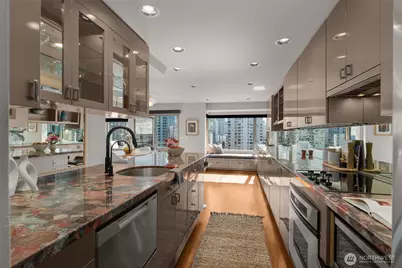 2821 2nd Avenue #1004, Seattle, WA 98121 - Photo 6