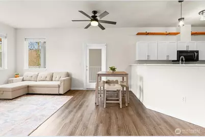 17426 Bothell Way NE #A302, Bothell, WA 98011 - Photo 16