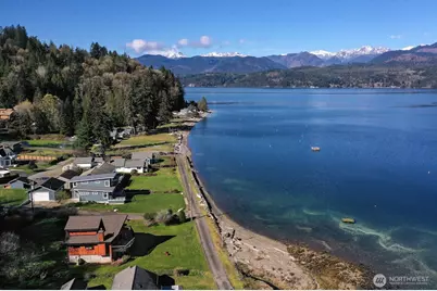 667 Wyatt Lane W, Seabeck, WA 98380 - Photo 32