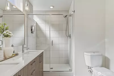 6313 9th Avenue NE #A, Seattle, WA 98115 - Photo 18