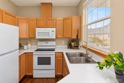 22736 NE 4th Lane, Sammamish, WA 98074 - Photo 8