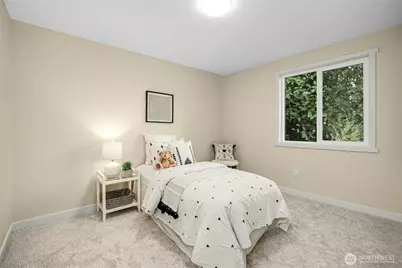 9919 Arrowsmith Avenue S, Seattle, WA 98118 - Photo 26