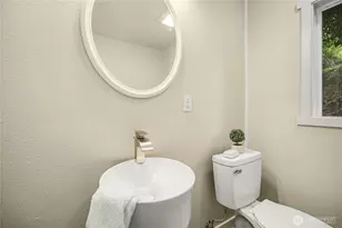 9919 Arrowsmith Ave S, Seattle, WA 98118 - Photo 18