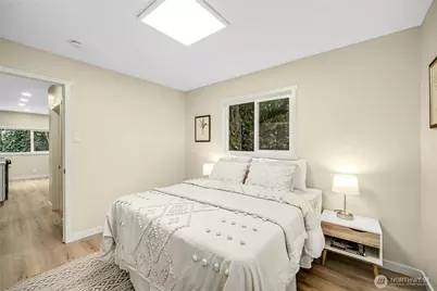 9919 Arrowsmith Avenue S, Seattle, WA 98118 - Photo 16