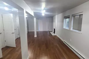 8011 12th Ave NE, Seattle, WA 98115 - Photo 10