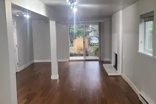 8011 12th Ave NE, Seattle, WA 98115 - Photo 4