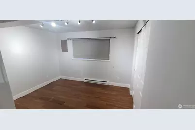 8011 12th Avenue NE #LL, Seattle, WA 98115 - Photo 6