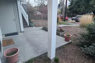 8011 12th Ave NE, Seattle, WA 98115 - Photo 10