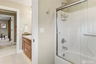 1607 Lyons Ave NE, Renton, WA 98059 - Photo 32