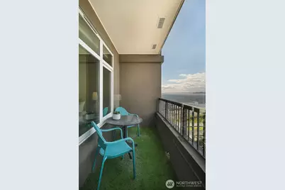 2801 1st Avenue #1018, Seattle, WA 98121 - Photo 2