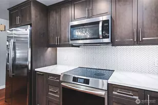 1910 Forest Ridge Pl, Mount Vernon, WA 98273 - Photo 8