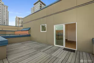 2415 2nd Ave, Seattle, WA 98121 - Photo 26