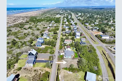 578 Sand Dune Avenue SW, Ocean Shores, WA 98569 - Photo 16