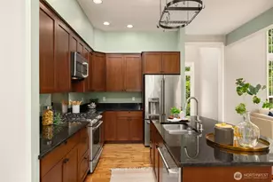 3029 Yankee Girl Cir NE, Bainbridge Island, WA 98110 - Photo 10