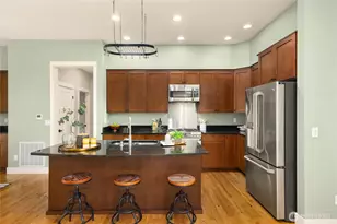 3029 Yankee Girl Cir NE, Bainbridge Island, WA 98110 - Photo 8