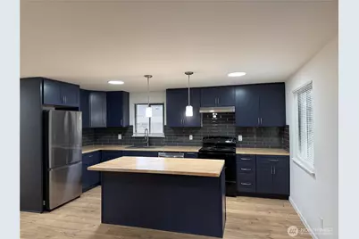21330 Cypress Way, Lynnwood, WA 98036 - Photo 6