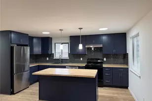 21330 Cypress Way, Lynnwood, WA 98036 - Photo 4