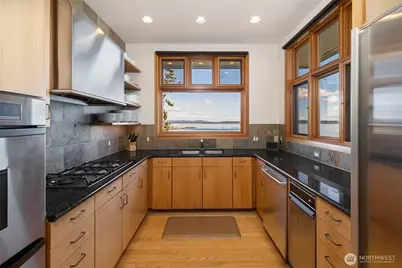 571 Golf Course Road, Friday Harbor, WA 98250 - Photo 8