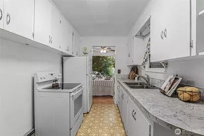 516 N 5th Avenue SW, Tumwater, WA 98512 - Photo 10