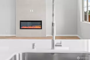 13927 178th St E, Puyallup, WA 98374 - Photo 6