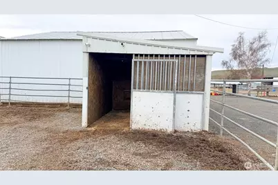 150 Dusty Puddle Road #A&B, Selah, WA 98942 - Photo 30