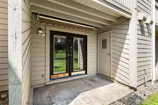 1315 S Puget Dr, Renton, WA 98055 - Photo 24