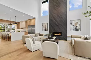 590 W U St, Camas, WA 98607 - Photo 8